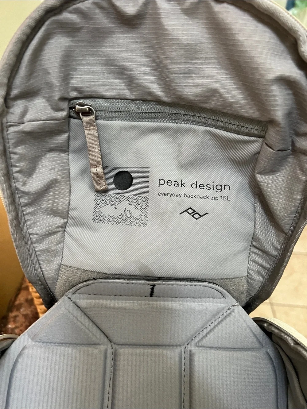 Peak Design Everyday Backpack Zip 15L Design.